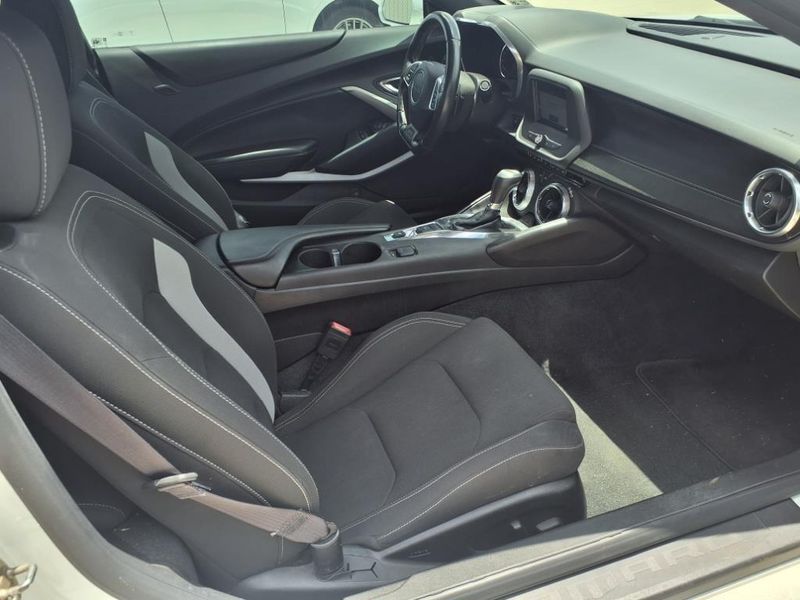 2017 Chevrolet Camaro 1LTImage 10