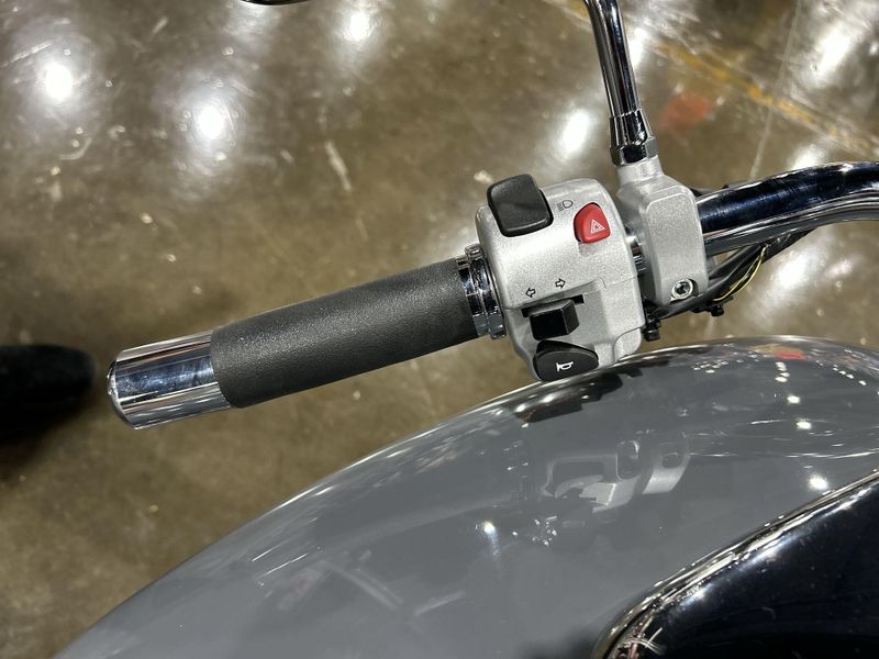 2025 Suzuki BOULEVARD C50  in a GRAY exterior color. Del Amo Motorsports of Redondo Beach (424) 390-7811 delamomotorsports.com 