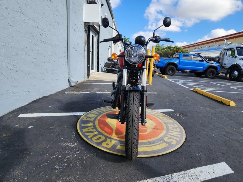 New 2024 Royal Enfield METEOR 350 Image 2