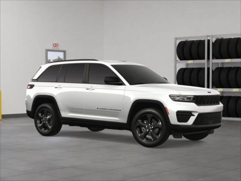2025 Jeep Grand Cherokee Altitude photo 6