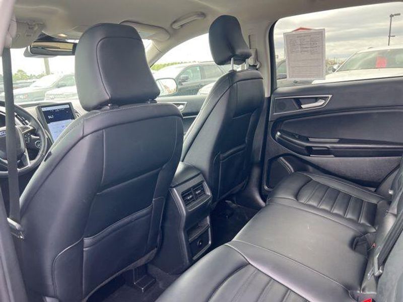 2024 Ford Edge SELImage 12