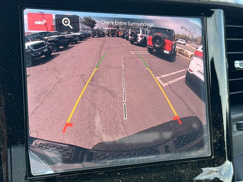 New 2026 RAM 1500 Express Crew Cab 4x4 5'7' Box