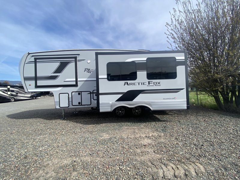 New 2025 ARCTIC FOX 27-5L Image 25