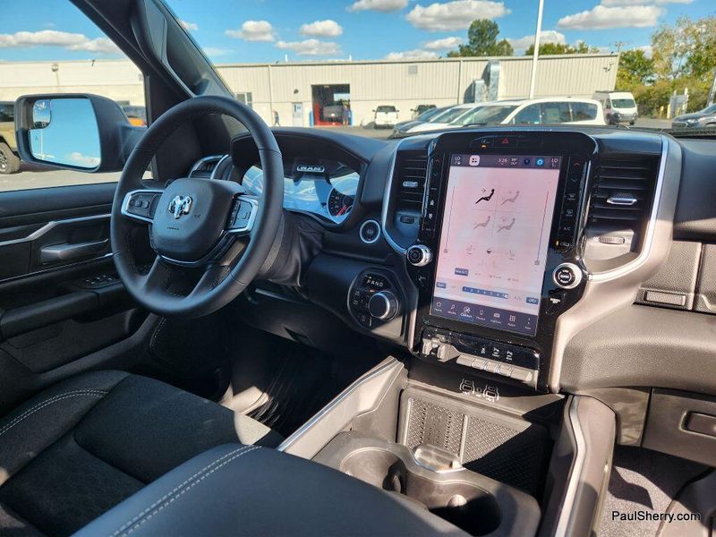 New 2026 RAM 1500 Big Horn Crew Cab 4x4 5'7' Box