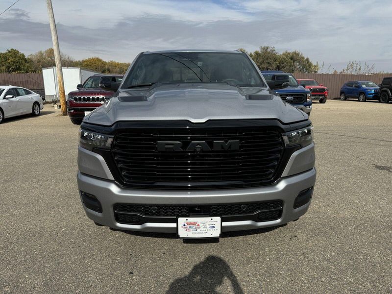 2025 RAM 1500 LaramieImage 3