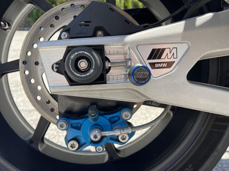 2024 BMW M 1000 RR Competition 