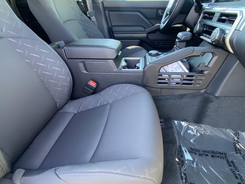 New 2025 Toyota Tacoma SR5Image 10