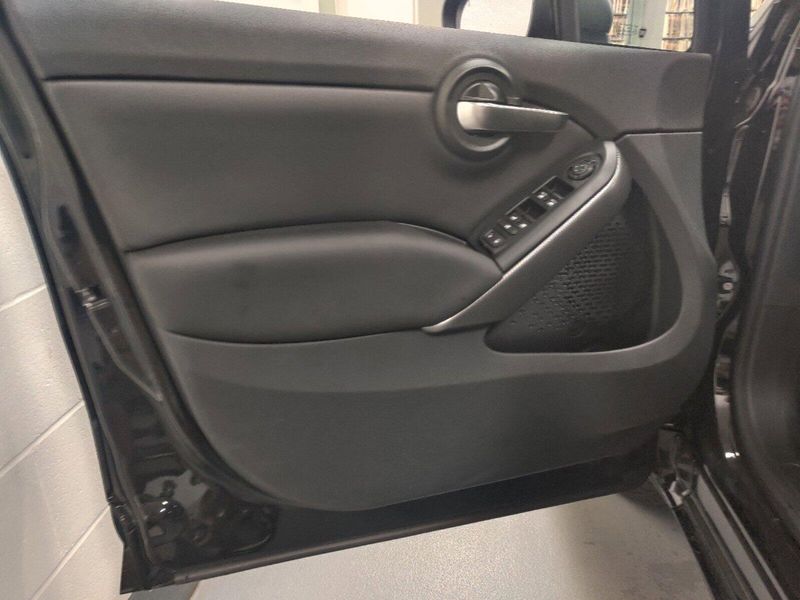 2023 Fiat 500x Sport Awd in a Nero Cinema (Black Clear Coat) exterior color and Black Heated Sport Seatsinterior. Schmelz Countryside Alfa Romeo and Fiat (651) 968-0556 schmelzfiat.com 