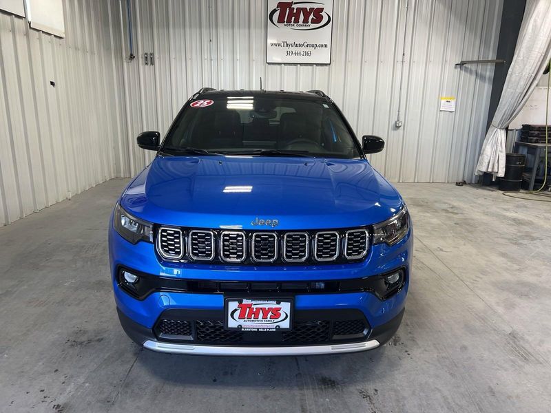 2025 Jeep Compass Limited 4x4Image 13