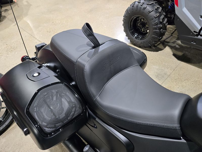 NEW 2025 INDIAN MOTORCYCLE CHALLENGER DARK HORSE 112 RA 49ST Image 18