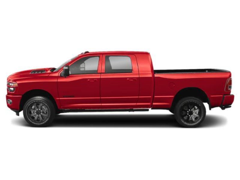 New 2027 RAM 3500 LaramieImage 2