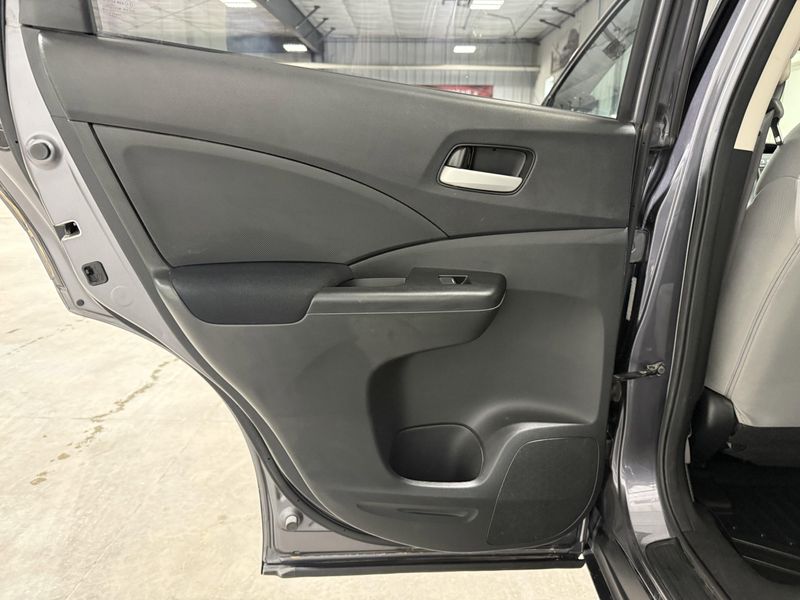 Used 2016 Honda CR-V LXImage 17