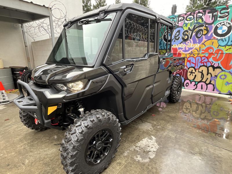 2025 Can-Am DEFENDER MAX HD 10Image 3