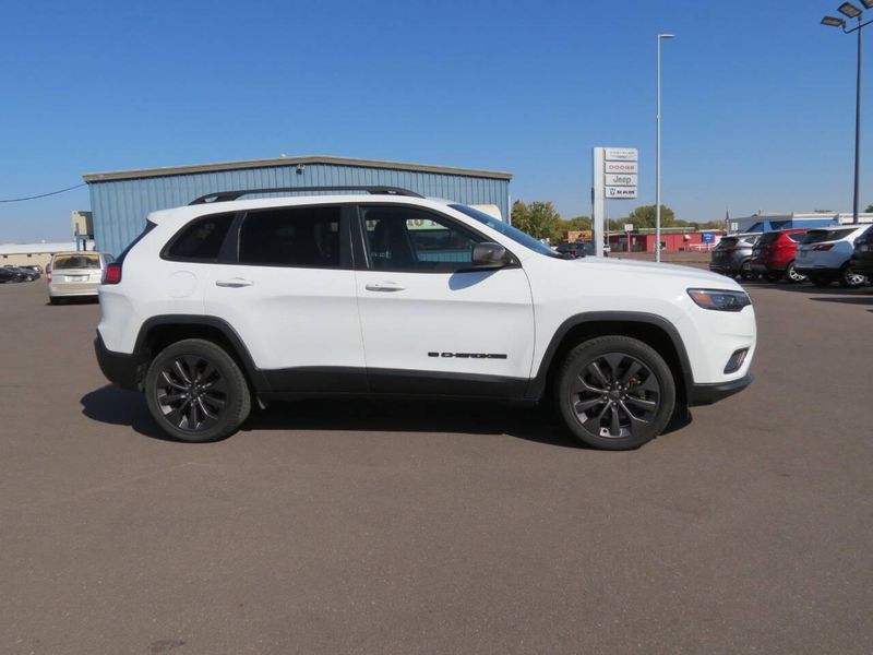 2021 Jeep Cherokee 80th Anniversary Edition 4x4 4dr SUVImage 1