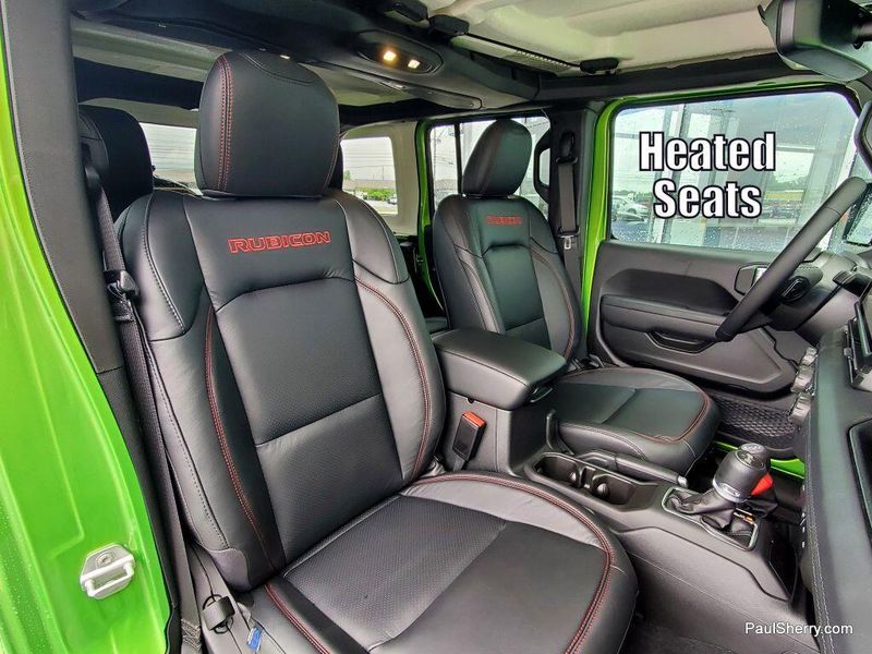 New 2025 Jeep Wrangler 4-door RubiconImage 2