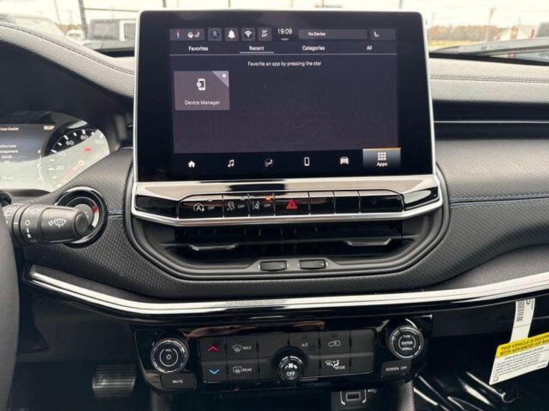 2026 Jeep Compass Latitude Altitude 4x4