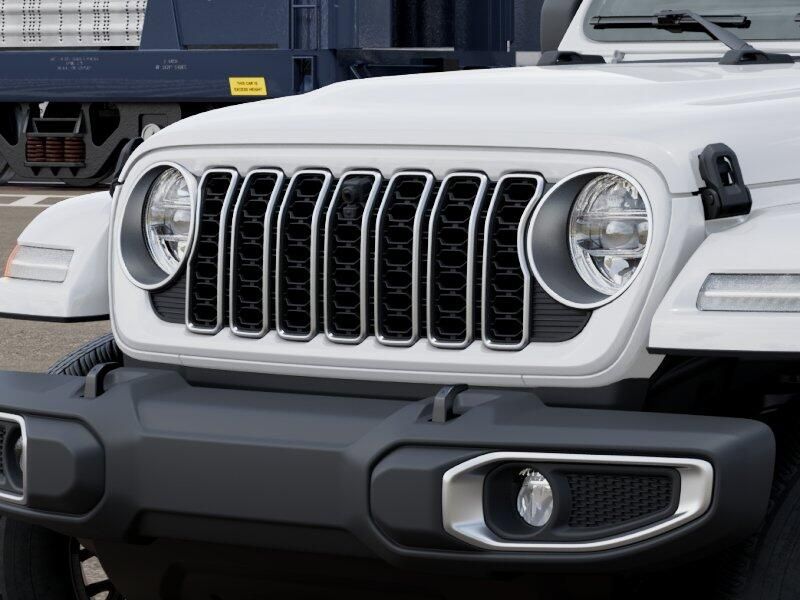 New 2026 Jeep Wrangler SaharaImage 11