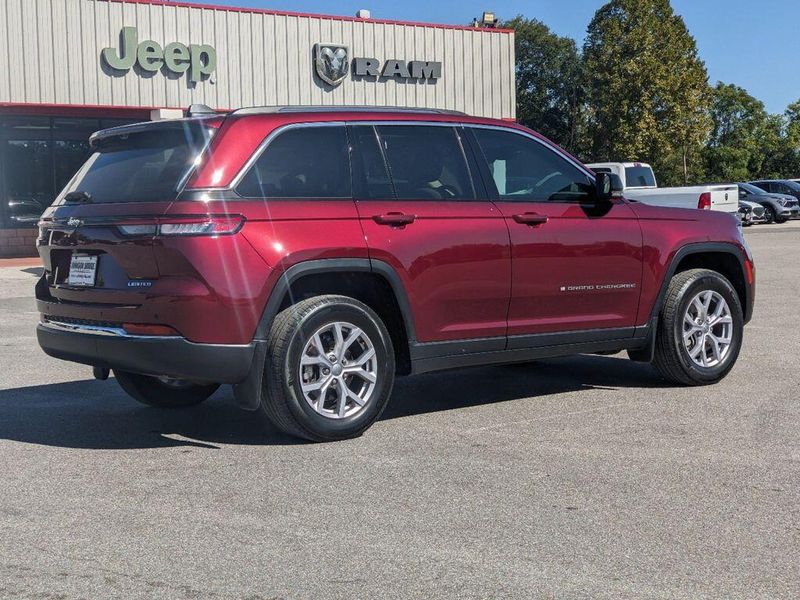 2022 Jeep Grand Cherokee LimitedImage 3