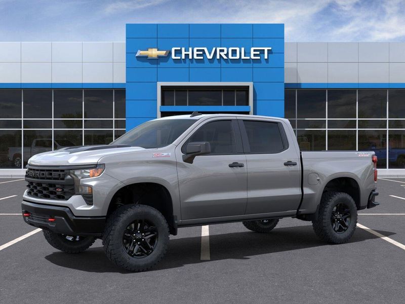 2025 Chevrolet Silverado 1500 Custom Trail BossImage 2