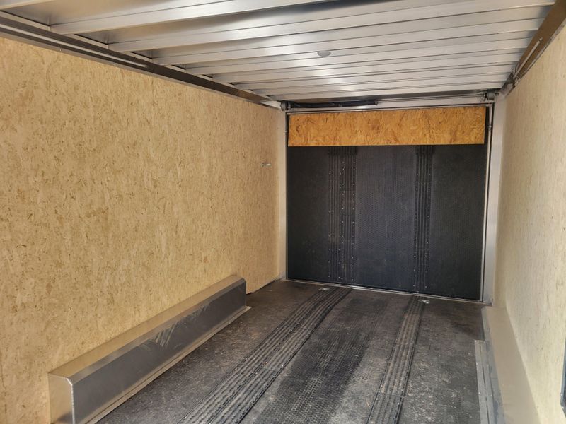 Used 2023 ALUMINUM TRAILER CO ROM 300 8.5X20 Image 9