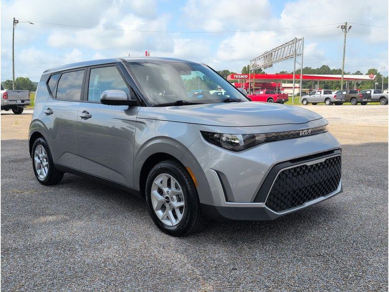 Used 2024 Kia Soul LXImage 7