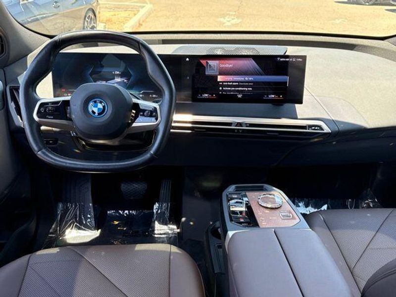 Used 2023 BMW iX M60Image 34