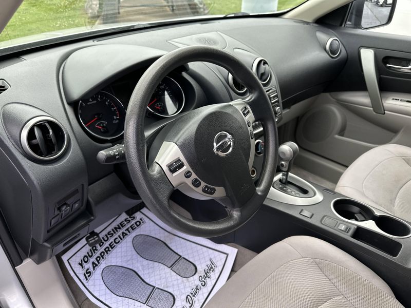 2012 Nissan Rogue SImage 22
