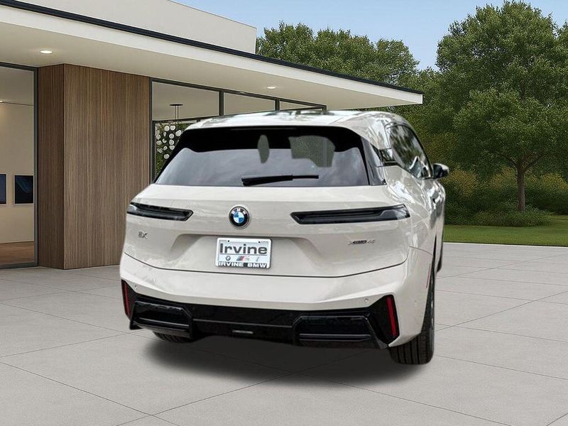 New 2026 BMW iX xDrive45Image 9
