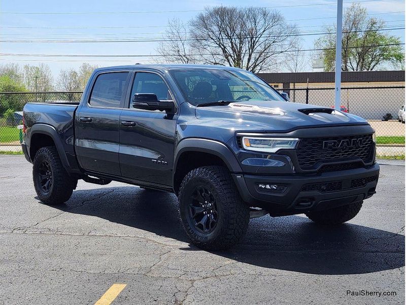 New 2026 RAM 1500 Rho Crew Cab 4x4 5'7' Box