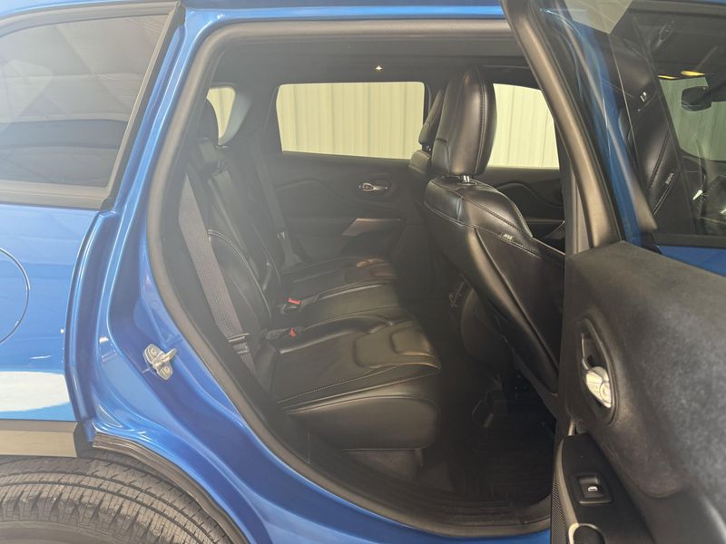Used 2021 Jeep Cherokee 80th AnniversaryImage 10