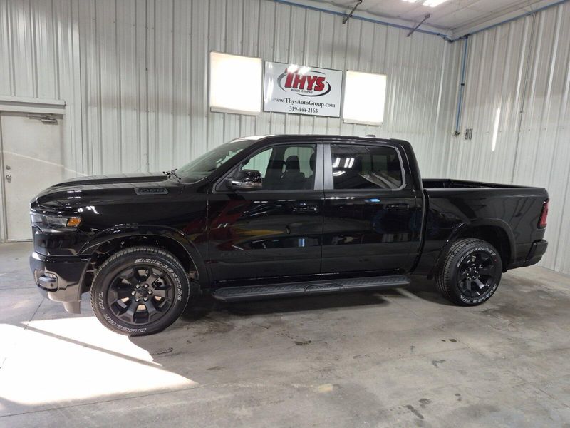 2025 RAM 1500 Big Horn Crew Cab 4x4 5