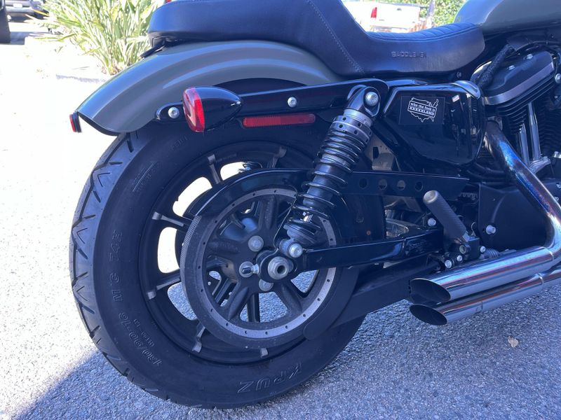 Used 2021 Harley-Davidson SPORTSTER IRON 883 Image 26