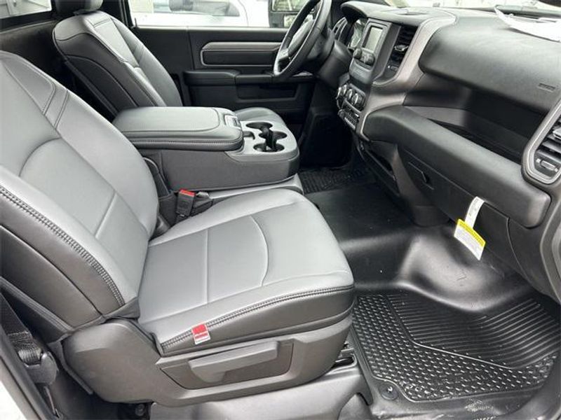 2023 RAM 2500 Tradesman Regular Cab 4x2 8