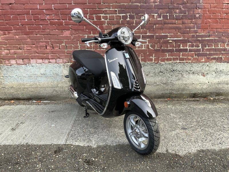 New 2025 Vespa PRIMAVERA 150 