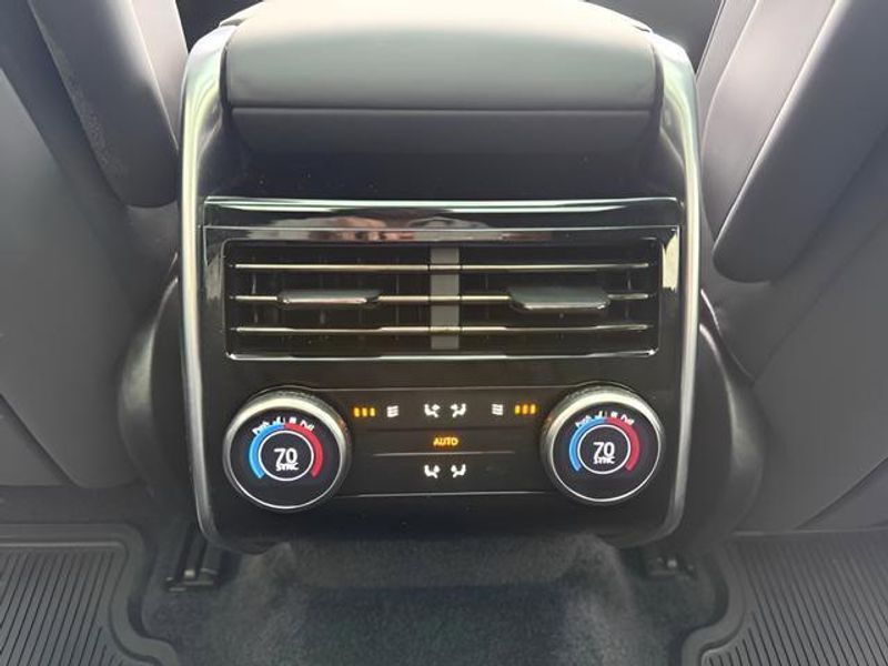 Used 2023 Land Rover Range Rover SE