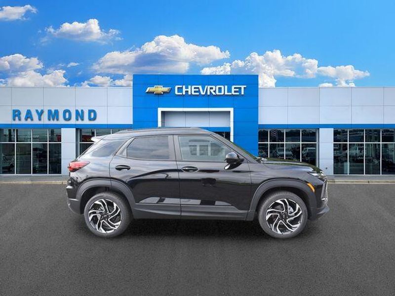 New 2026 Chevrolet TrailBlazer RSImage 2
