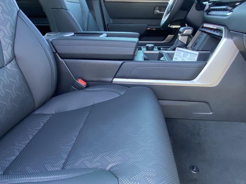 New 2025 Toyota Tundra Limited HybridImage 10