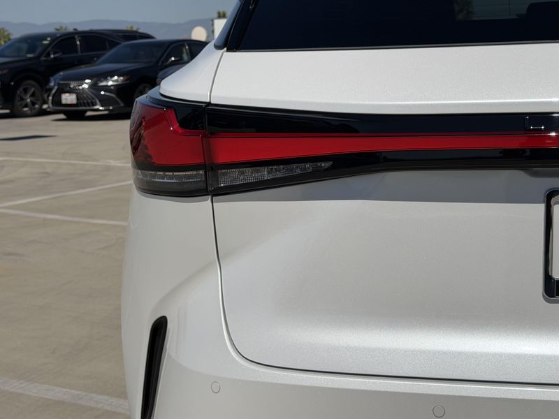 New 2026 Lexus RX 350 CP,DK,FZ,GN,KG,NW,PB,PJ,PM,2T,3J,87Image 14