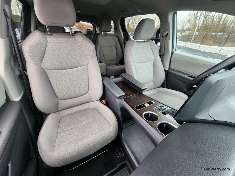 Used 2024 Toyota Sienna LE