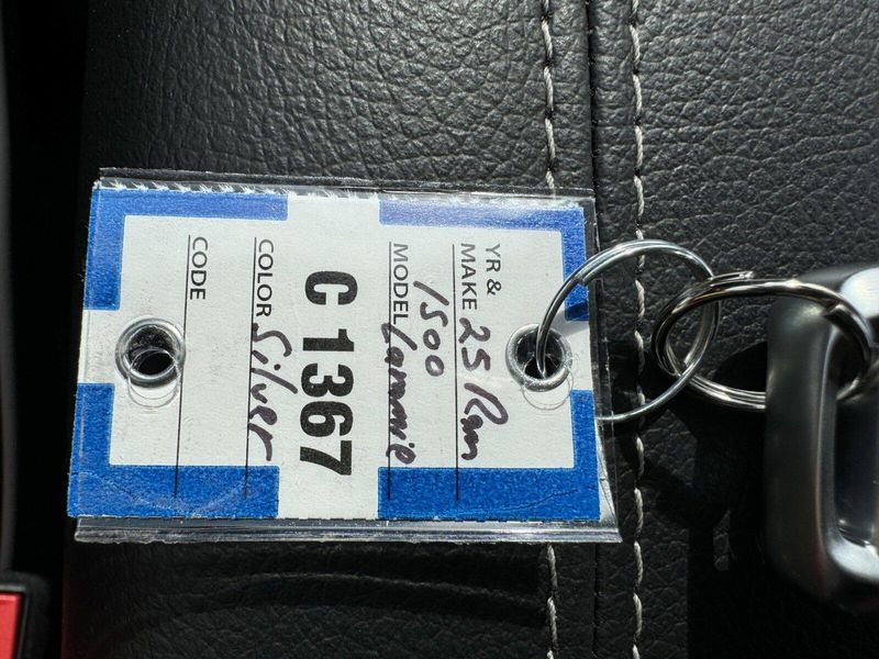 2025 RAM 1500 LaramieImage 29