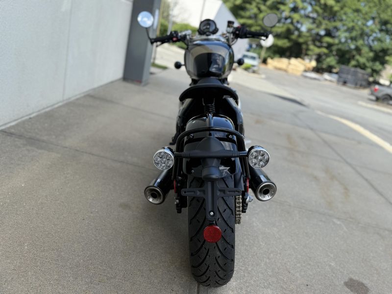 2025 Triumph BOBBER TFCImage 5