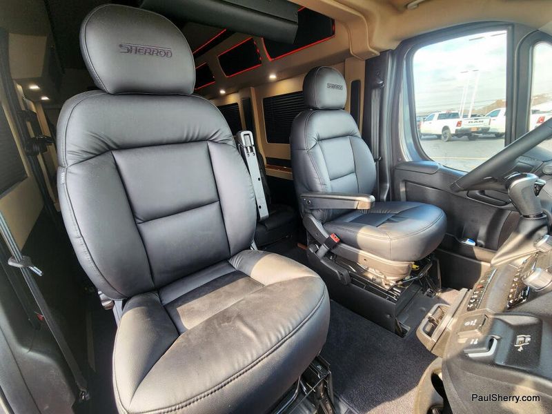 New 2024 RAM Promaster 2500 Slt+ Window Van High Roof 159' Wb