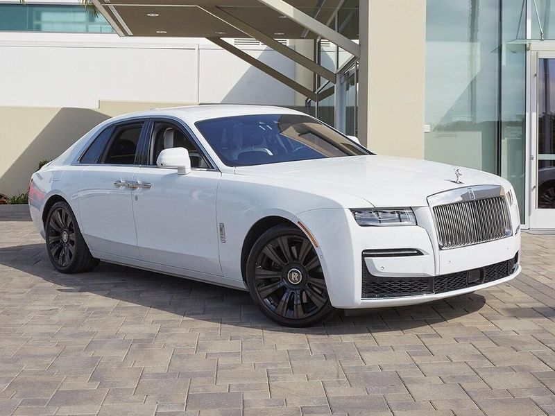 2022 Rolls-Royce Ghost Image 5