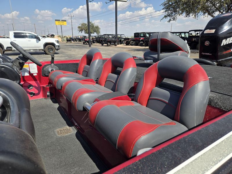 USED 2014 NITRO Z8 Image 23