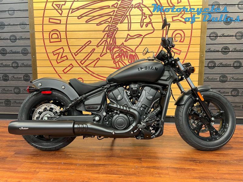 2025 Indian Motorcycle Scout Sixty Bobber Limited Image 1