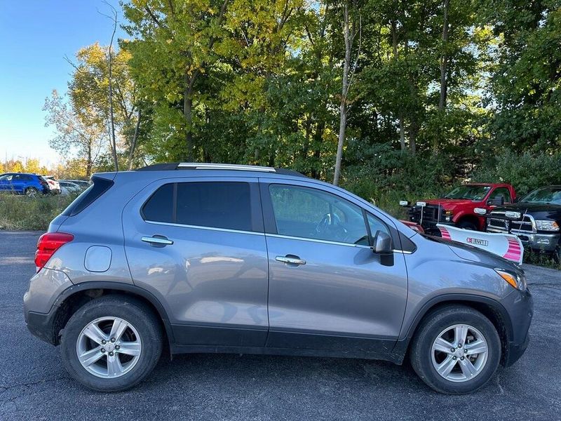 2019 Chevrolet Trax LTImage 11