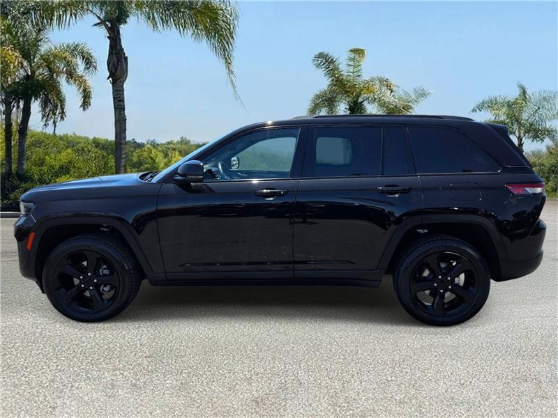 Used 2022 Jeep Grand Cherokee Altitude 4x4