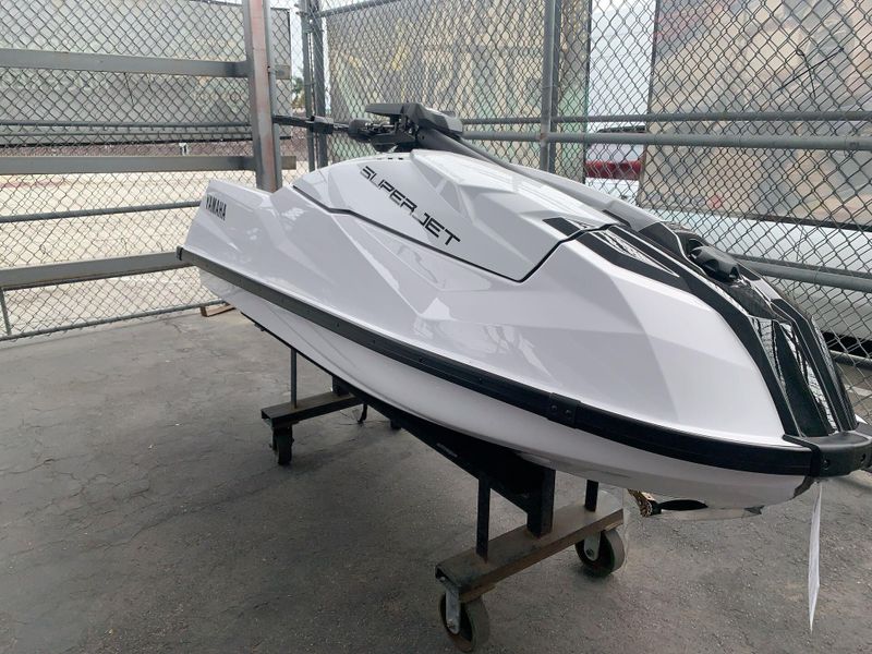 New 2025 Yamaha Superjet Image 10