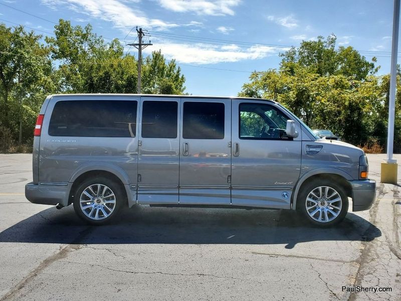 2021 GMC Savana Passenger LSImage 14