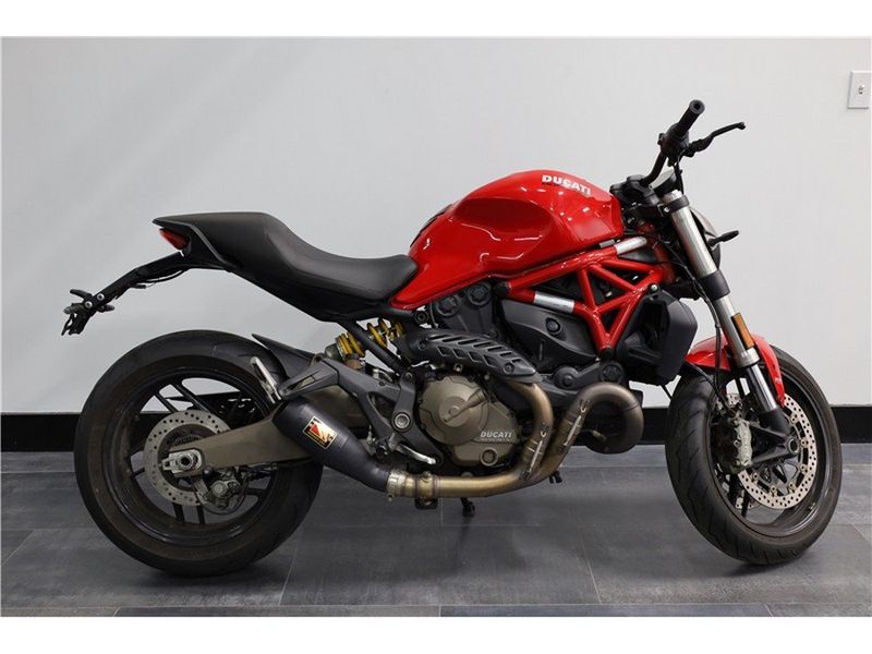 2016 Ducati Monster in a Ducati Red exterior color. New England Powersports 978 338-8990 pixelmotiondemo.com 